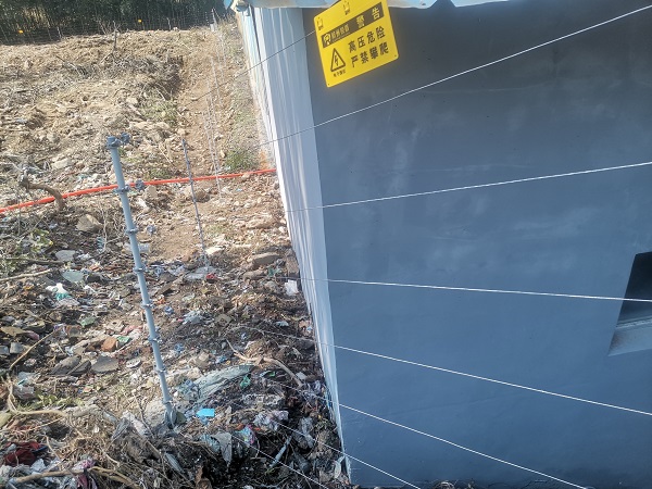 浙江某部队8线落地安装电子围栏案例